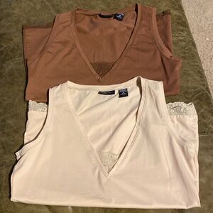 Two New York & Co Lace Tank Tops Like New Sz M